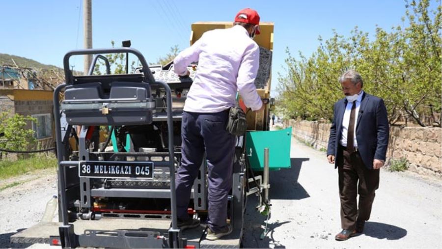 MELİKGAZİ YENİ FİNİŞERİ İLE İŞİN SÜRESİNİ EN AZA İNDİRDİ