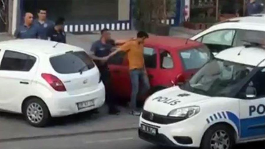 İNGİLİZ BAYRAĞINA BENZEYEN HAVLU