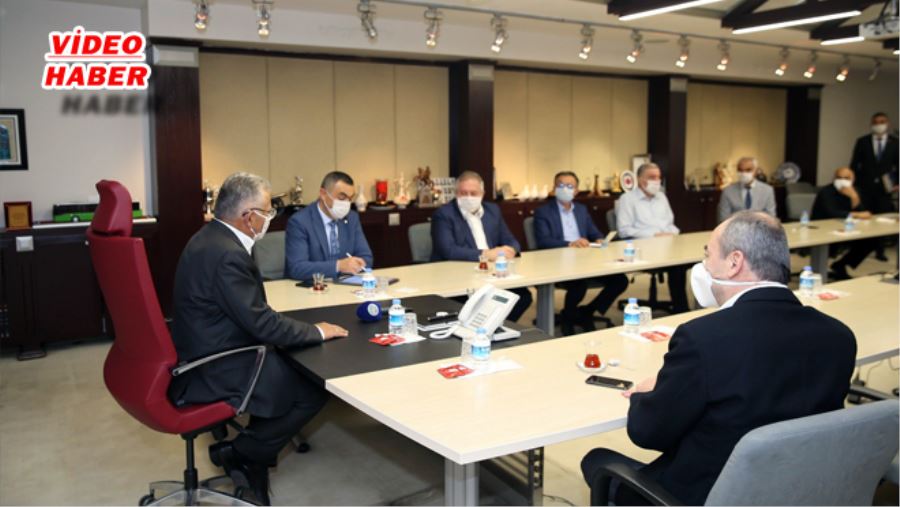 BAŞKAN BÜYÜKKILIÇ İŞ DÜNYASI İLE BULUŞUYOR