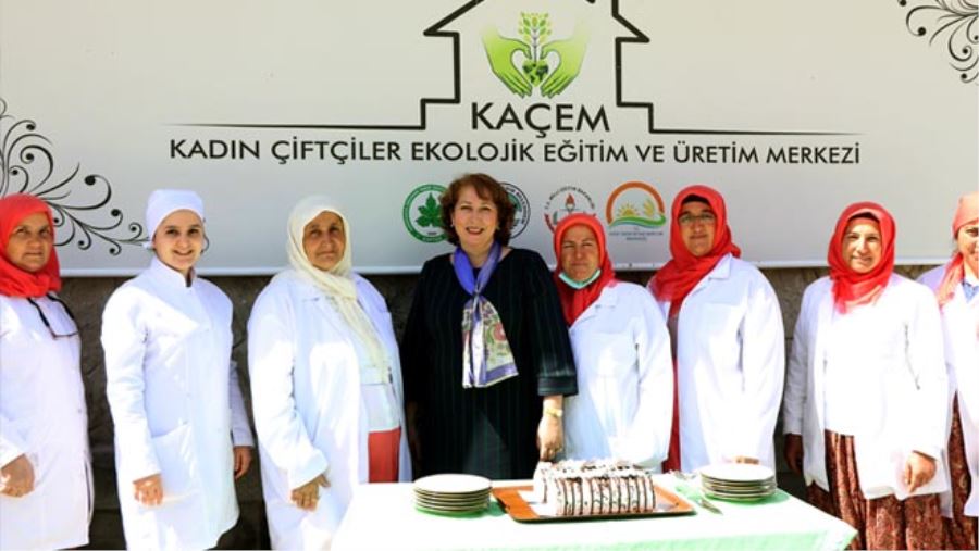 ZİRAAT MÜHENDİSİNİN EL UZATTIĞI KADINLARIN KADERİ ORGANİK TARIMLA DEĞİŞTİ