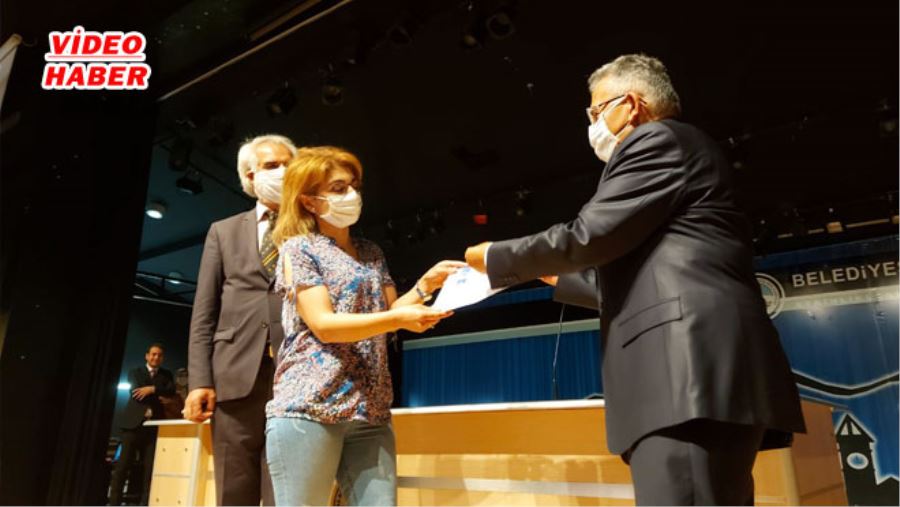 BERBER VE KUAFÖRLERE SERTİFİKA TÖRENİ