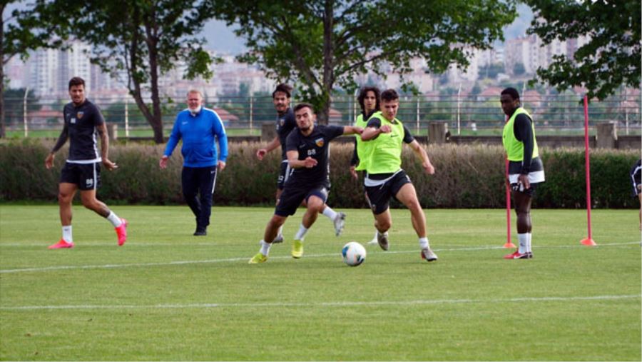 KAYSERİSPOR, GENÇLERBİRLİĞİ MAÇI HAZIRLIKLARINA BAŞLADI