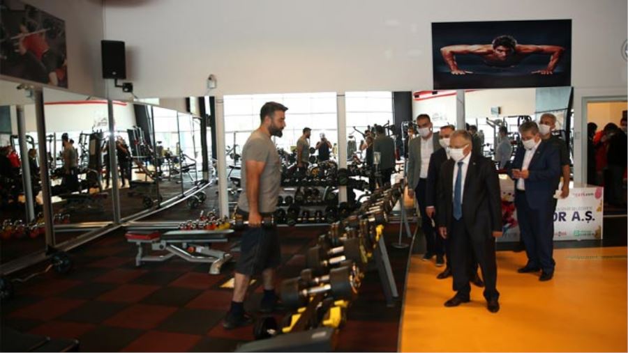BÜYÜKKILIÇ, SPOR A.Ş.’YE BAĞLI SPOR SALONLARINDA İNCELEMELERDE BULUNDU
