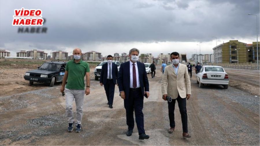 MELİKGAZİ’DEN YEŞİLYURT’A HİZMET ATAĞI