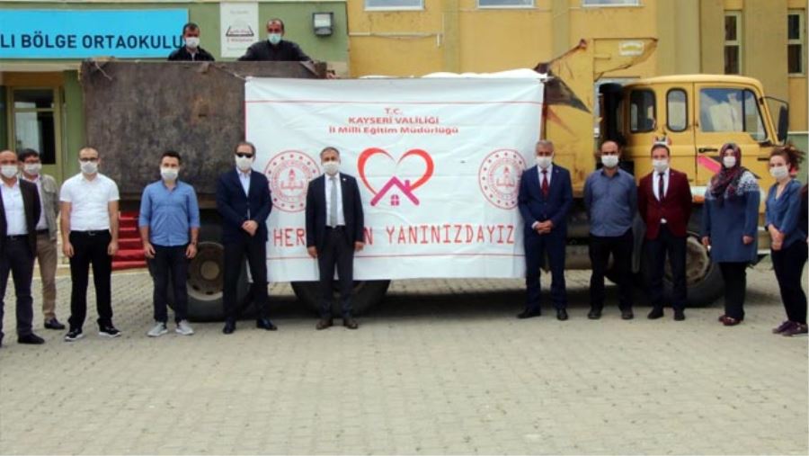 ÖĞRETMENLER PANDEMİ SÜRECİNDE GÖNÜLLERİ FETHETTİ