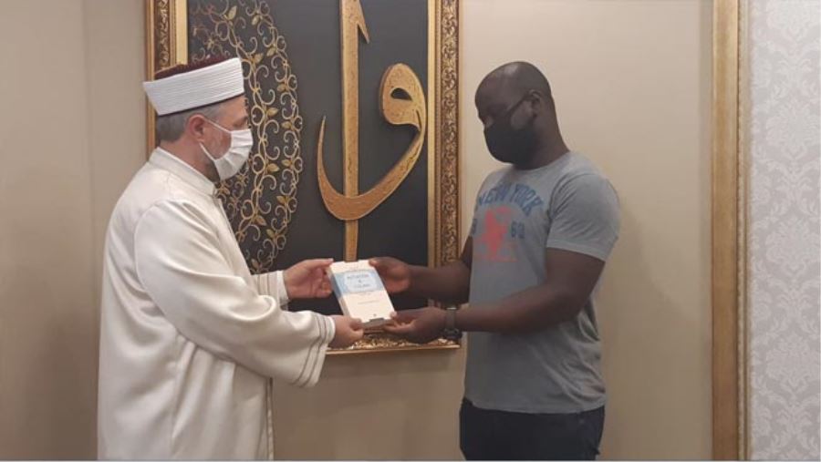 TOGO’LU MÜHENDİS MÜSLÜMAN OLDU