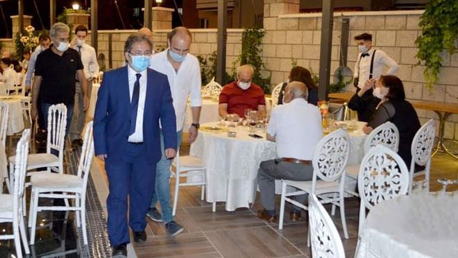 DÜĞÜN SALONLARINDA MASKE VE SOSYAL MESAFE DENETİMİ