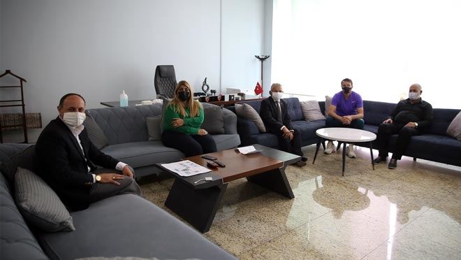 BAŞKAN BÜYÜKKILIÇ’TAN, KAYSERİSPOR’A ZİYARET