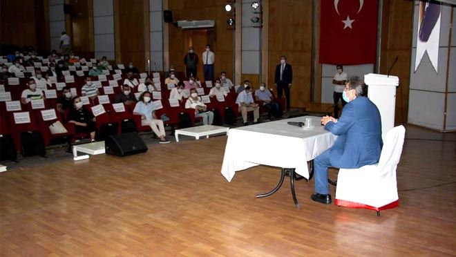 İL SAĞLIK MÜDÜRÜ BENLİ KAFE VE RESTORAN İŞLETMECİLERİNİ BİLGİLENDİRDİ