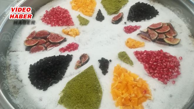 KOCASİNAN’DAN SAĞLIK ÇALIŞANLARINA AŞURE İKRAMI