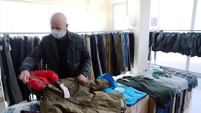 KOCASİNAN’DA İHTİYAÇ SAHİBİ AİLELERİN SOĞUK KIŞ GÜNÜNDE GÖNÜLLERİ ISINDI