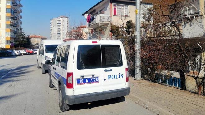 67 YAŞINDAKİ ADAM EVİNDE ÖLÜ OLARAK BULUNDU