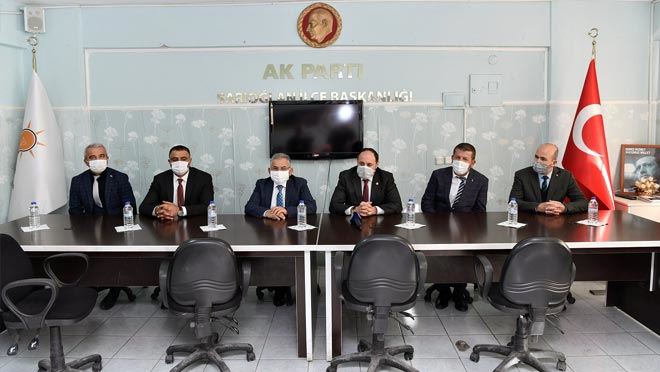 BAŞKAN BÜYÜKKILIÇ, SARIOĞLAN VE AKKIŞLA’DA MUHTARLARLA BULUŞTU