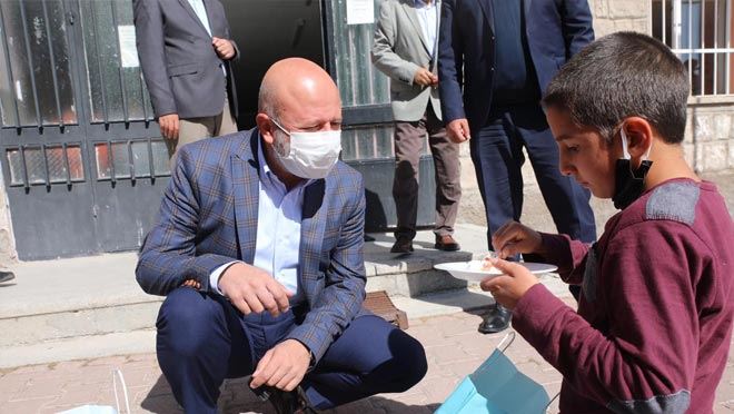 BAŞKAN ÇOLAKBAYRAKDAR GÜNEŞLİ’DE