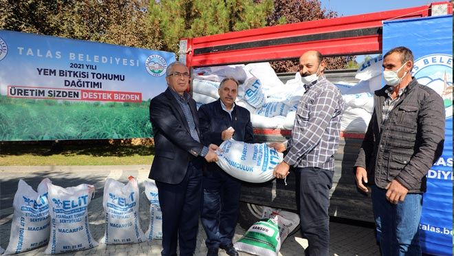 BU KEZ DE YEM BİTKİSİ TOHUMU DAĞITILDI