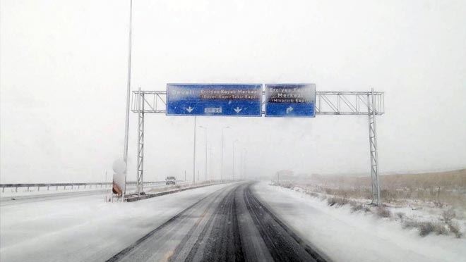 ERCİYES BEYAZ GELİNLİĞİNİ GİYDİ