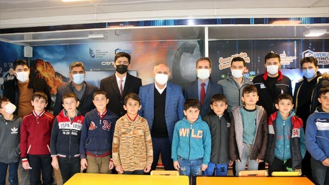 YAHYALILI ÖĞRENCİLERE GÜVENLİ İNTERNET