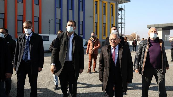 BÜYÜKKILIÇ AİLESİ’NİN OKULUNDA SONA DOĞRU