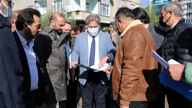 TACETTİN VELİ’NİN OTOPARK SORUNU ÇÖZÜLÜYOR