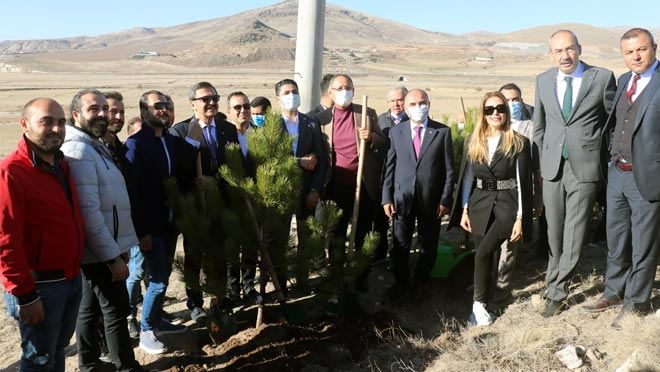 KTO’NUN HATIRA ORMANINA İLK FİDANLAR DİKİLDİ