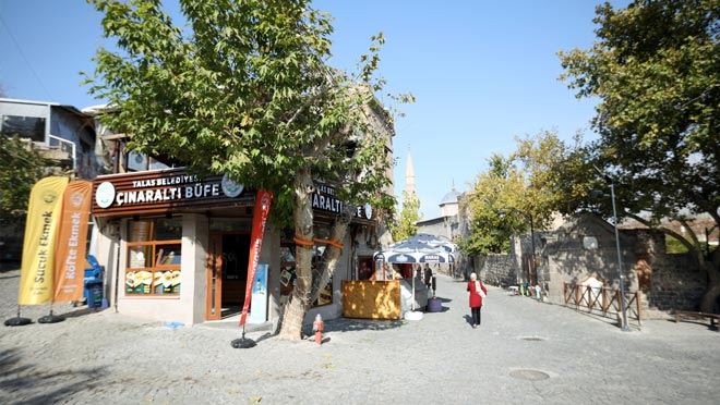 ÇINARALTI KAFE’YE TAM NOT