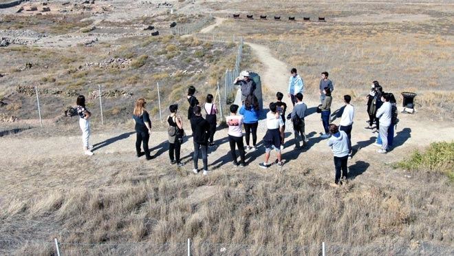 ÖĞRENCİLER ANADOLU TARİHİNİ YERİNDE ÖĞRENİYOR