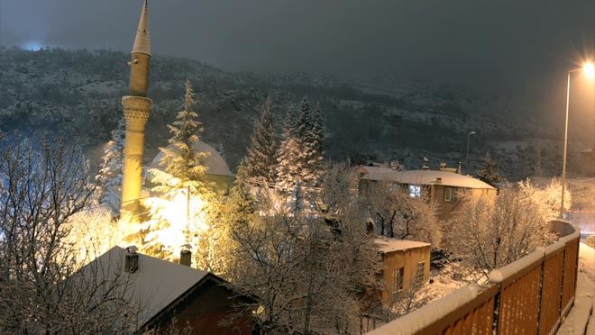 BEYAZ BEREKET YÜZLERİ GÜLDÜRDÜ