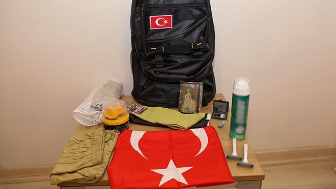 TALAS BELEDİYESİ’NDEN ASKER ADAYLARINA ÇANTA HEDİYESİ