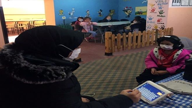 MİNİK YÜREKLERE İŞİTME TARAMASI