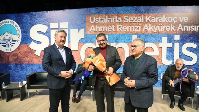 USTALARLA ŞİİR DOLU GECE