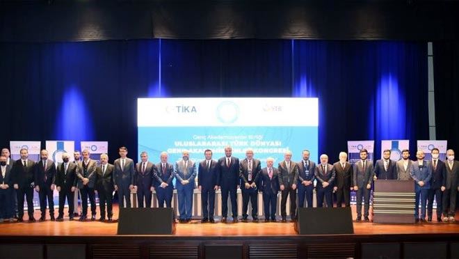 REKTÖR KARAMUSTAFA, ULUSLARARASI TÜRK DÜNYASI GENÇ AKADEMİSYENLER KONGRESİ’NE KATILDI