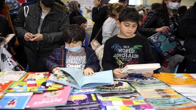 GENÇLİK MECLİSİ’NDEN KÖY OKULLARI İÇİN KİTAP KAMPANYASI