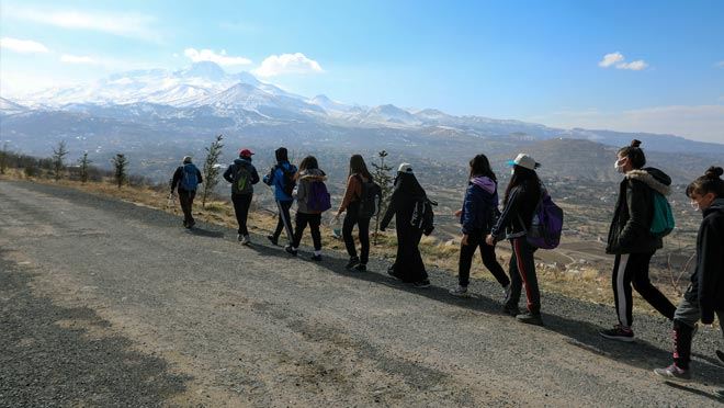 GENÇ DAĞCILAR ALİ DAĞI’NDA YÜRÜYÜŞE ÇIKTI