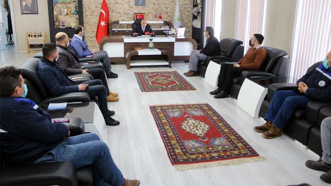 YAHYALI’DA İŞÇİLERİNİN GERİYE DÖNÜK ALACAKLARI ÖDENDİ