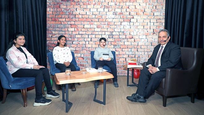 BAŞKAN YALÇIN VE AFACANLAR KAMERA KARŞISINDA