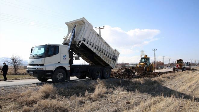 KÜÇÜK BÜRÜNGÜZ VE TURAN MAHALLELERİ ARASI YOL İMAR PLANINA GÖRE GENİŞLİYOR