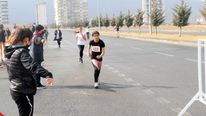 KROS YARIŞLARI SONA ERDİ