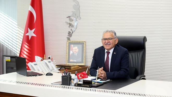 BÜYÜKKILIÇ: “MİLLİ ŞAİRİMİZ, MİLLİ İRADENİN SESİ OLMUŞTUR”