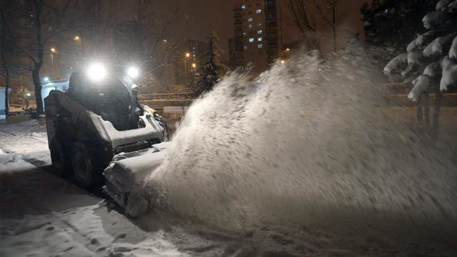 KOCASİNAN İLÇESİ’NDE KAR, KEYFE DÖNÜŞÜYOR