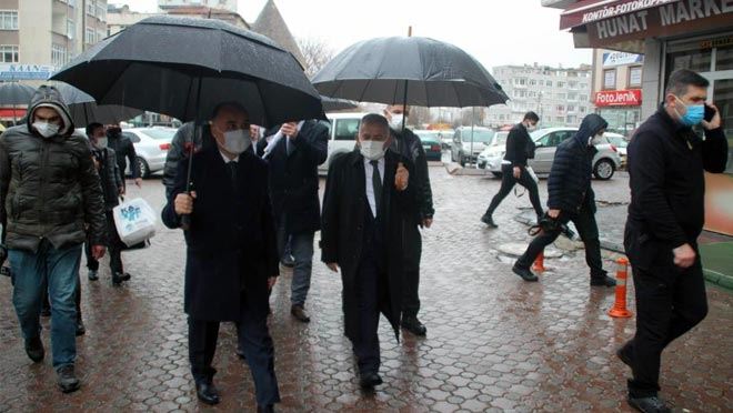 VALİ GÜNAYDIN VE BAŞKAN BÜYÜKKILIÇ ŞEHİR MERKEZİNDE DENETİMLERDE