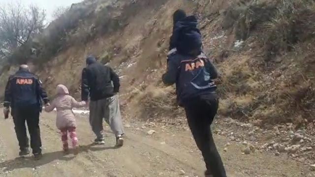 MAHSUR KALAN ÇOCUKLARI