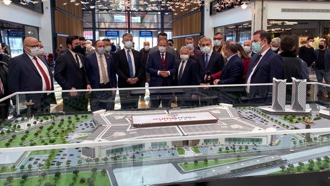 BAŞKAN ÇOPUROĞLU KUMSMALL AVM YÖNETİMİNİ VE ESNAFLARINI ZİYARET ETTİ