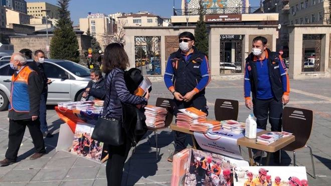 AFAD’TAN DEPREM HAFTASI’NDA ‘AFET FARKINDALIK’ STANDI