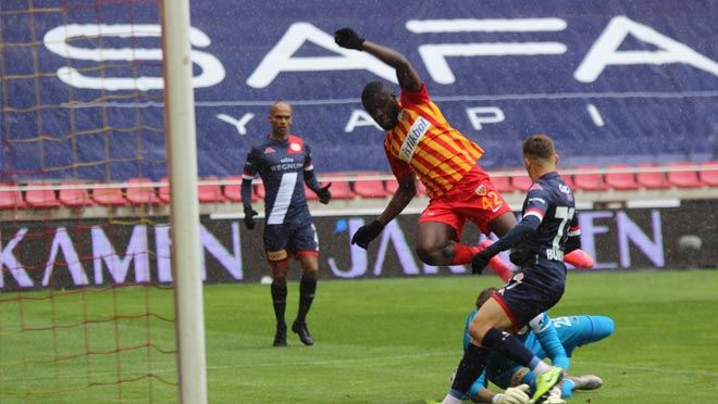 KAYSERİSPOR, KAZANAMIYOR