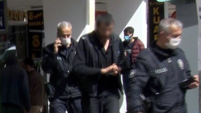 OTEL’DE BIÇAKLI KAVGA