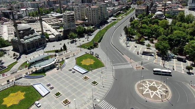 KAYSERİ’DE SESSİZ BAYRAM