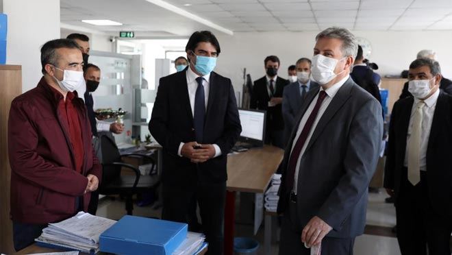 BAŞKAN PALANCIOĞLU, BELEDİYE PERSONELİ İLE BAYRAMLAŞTI