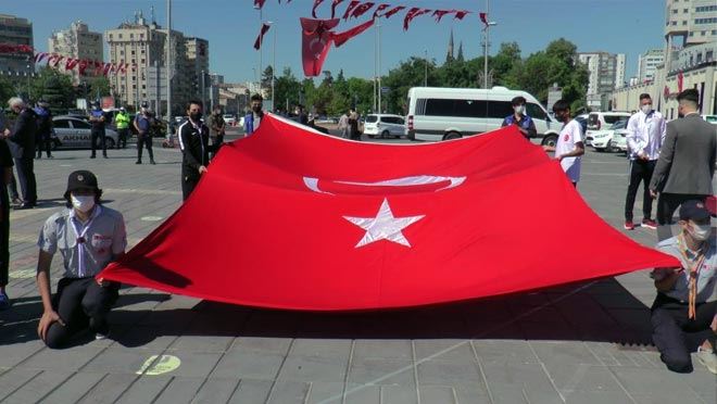 KAYSERİ’DE 19 MAYIS COŞKUSU