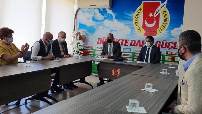 PROF. DR. ÇALIŞ, DOÇ.DR. BENLİ VE GÜLSOY’DAN KGC’DE