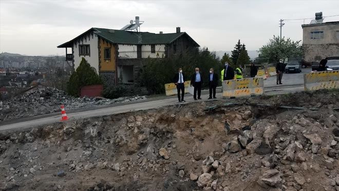 BAŞKAN BÜYÜKKILIÇ TRAFİĞİ RAHATLATACAK O BULVARI DENETLEDİ